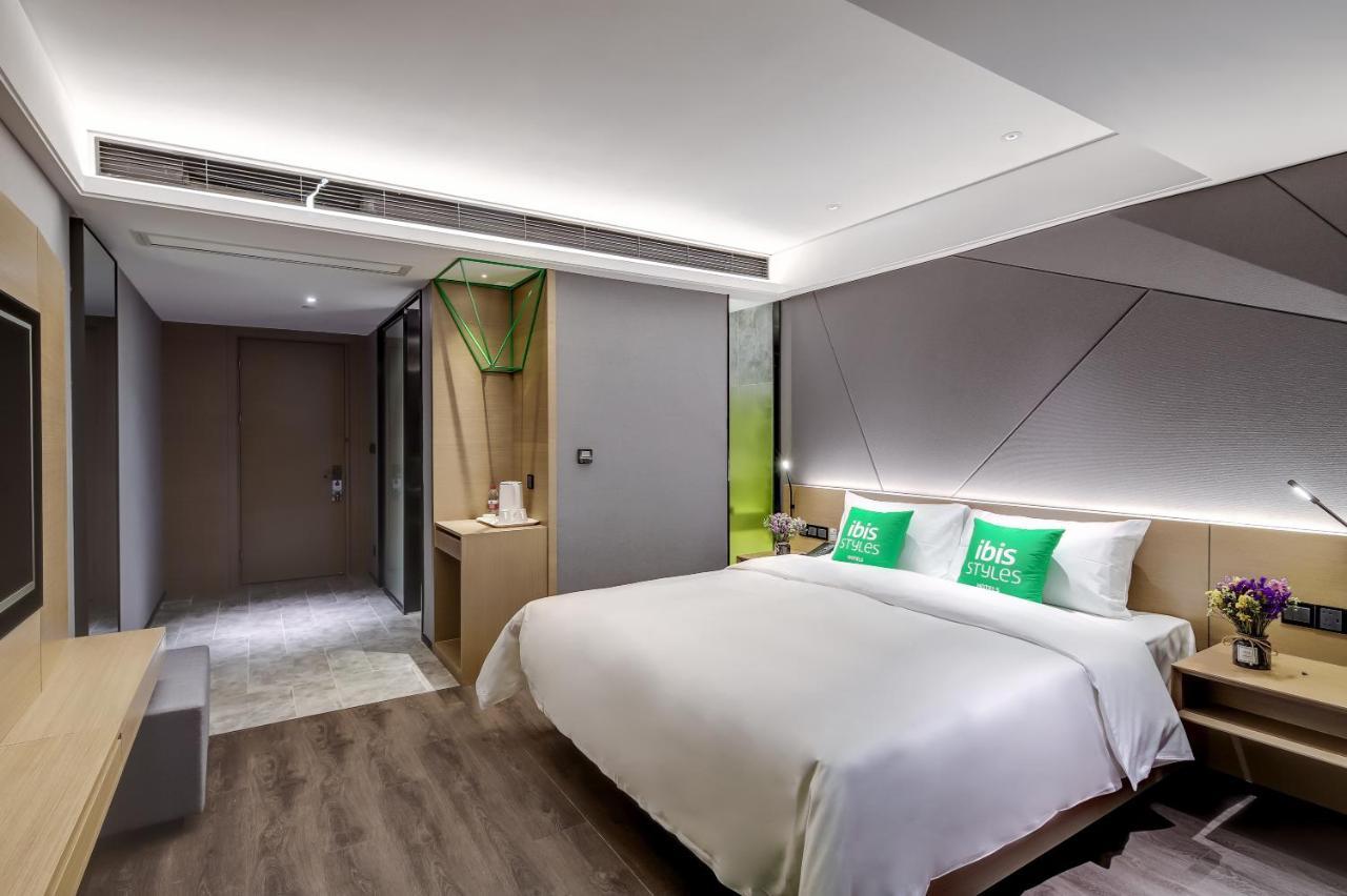 Ibis Styles Nanjing South Railway Station North Square Hotel Εξωτερικό φωτογραφία